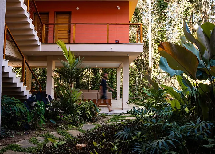 Casa Bihai - Suítes na Mata Atlântica - 50m da Praia Ubatuba